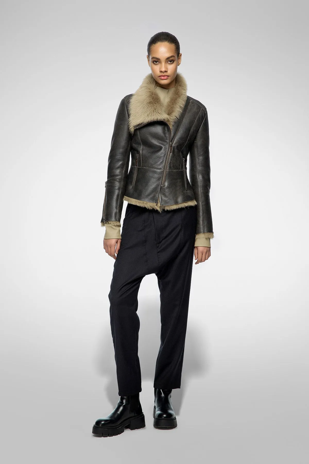 Gwen - Desert Beige Shearling Jacket